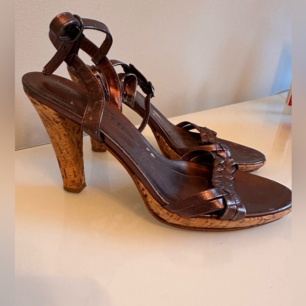 Vía Condotti Leather Heels Size 8